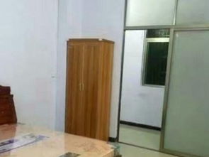 商品城附近全新電梯房，單間一房兩房任選，拎包入住，陽光滿屋